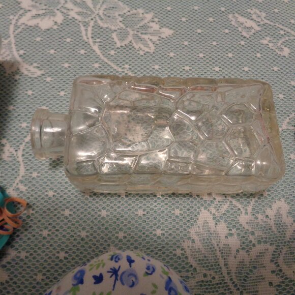 VINT TEAPOT TEATOWEL CUP SWEET BOTTLE HAT EARINGS NECKLACES PINCUSHIN RI… - Picture 5 of 9